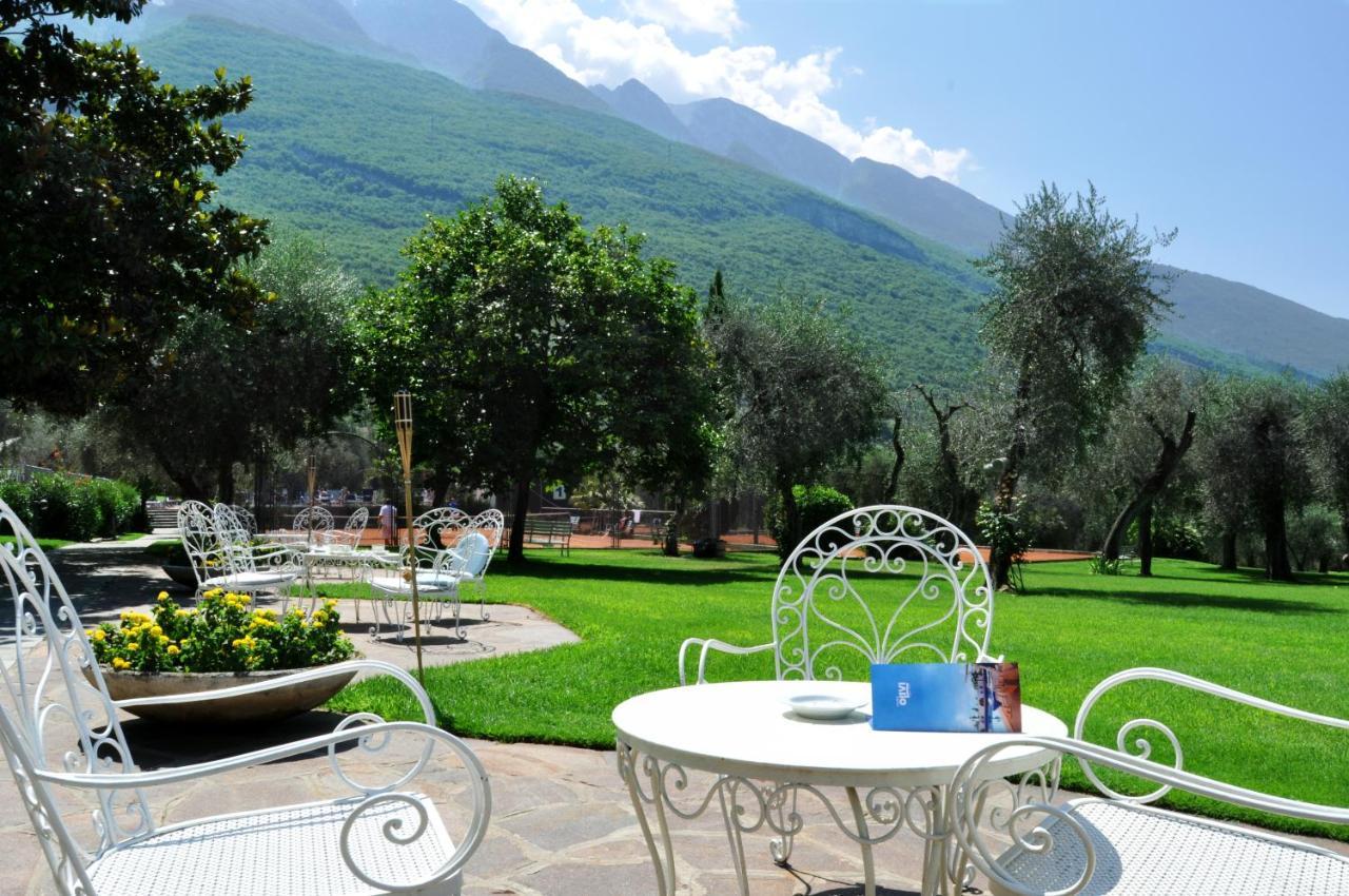 Club Hotel Olivi - Tennis Center Malcesine Eksteriør bilde