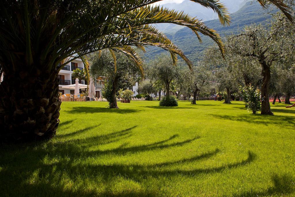 Club Hotel Olivi - Tennis Center Malcesine Eksteriør bilde
