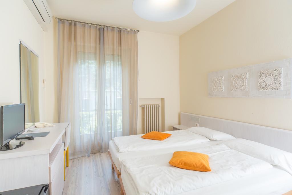 Club Hotel Olivi - Tennis Center Malcesine Eksteriør bilde